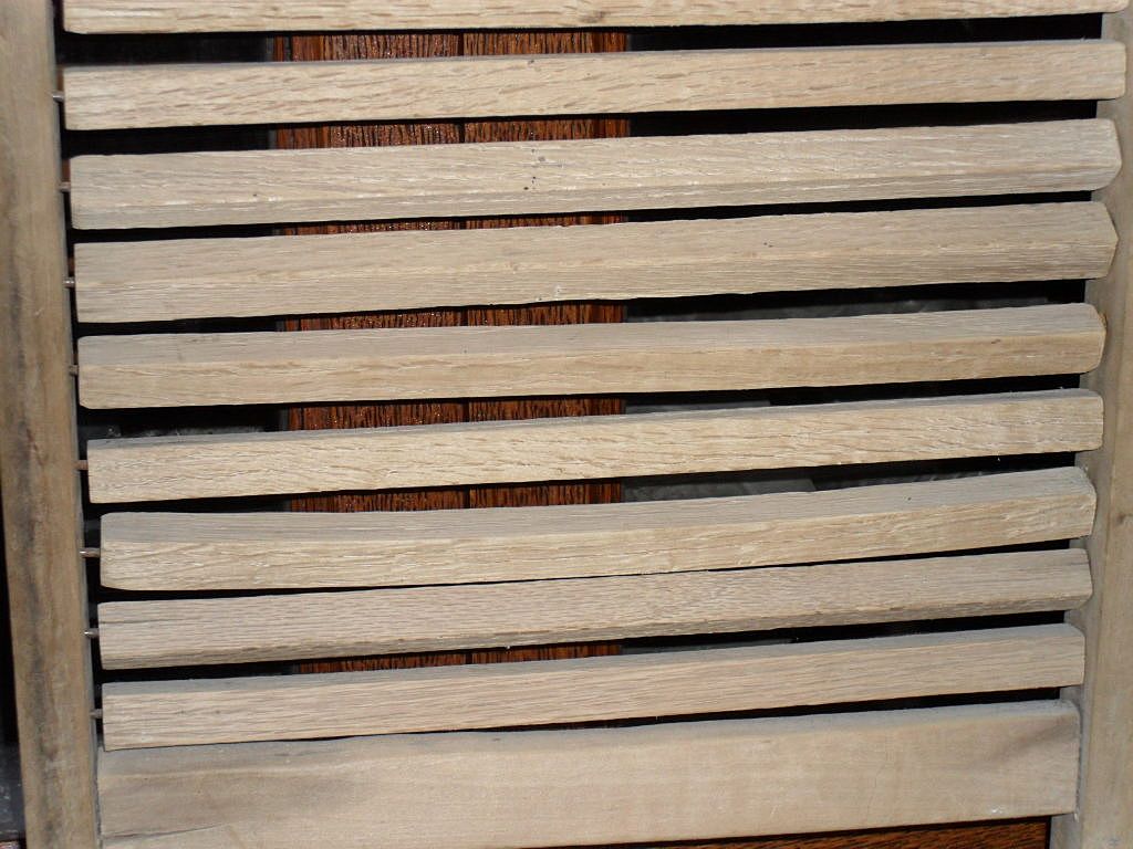 Uncommon Old Wash Scrub Board - Rectangular Spinning Rollers Uncommon Old Wash Scrub Board - Rectangular Spinning Rollers