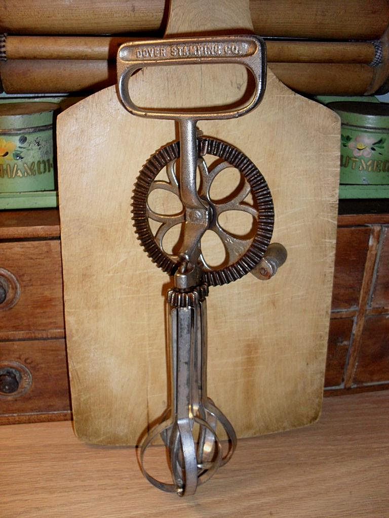 Nickel-Plated Cast Iron Dover D-Handle Egg Beater Nickel-Plated Cast Iron Dover D-Handle Egg Beater