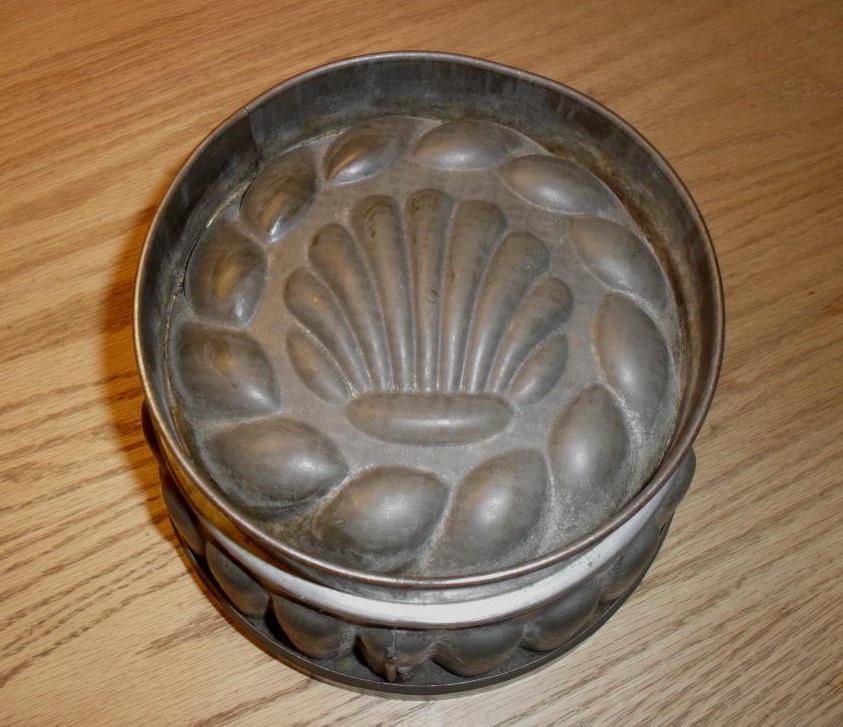 Ornate Tin Pudding Jelly Mold - Shell Motif - c.1890 Ornate Tin Pudding Jelly Mold - Shell Motif - c.1890