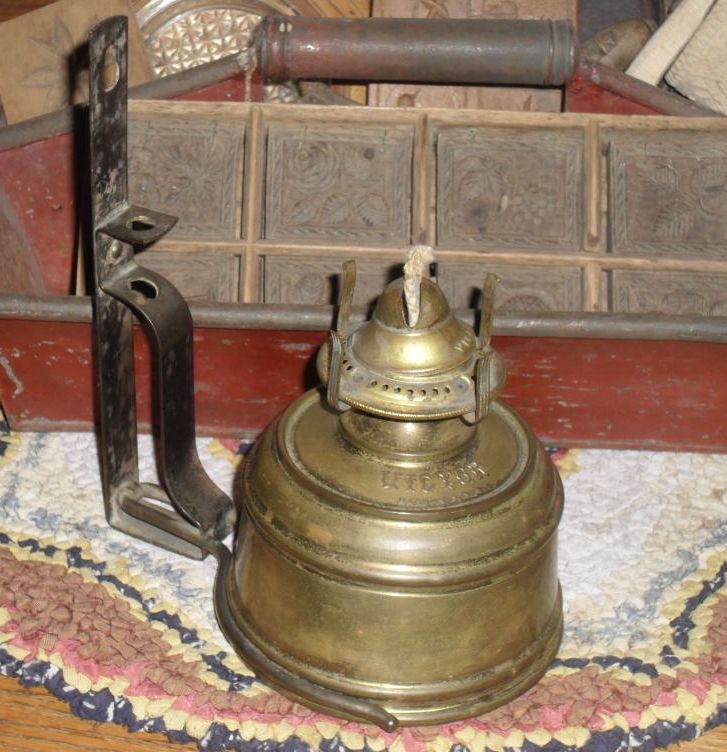 Victor Brass Oil Lamp & Wall Bracket Victor Brass Oil Lamp & Wall Bracket