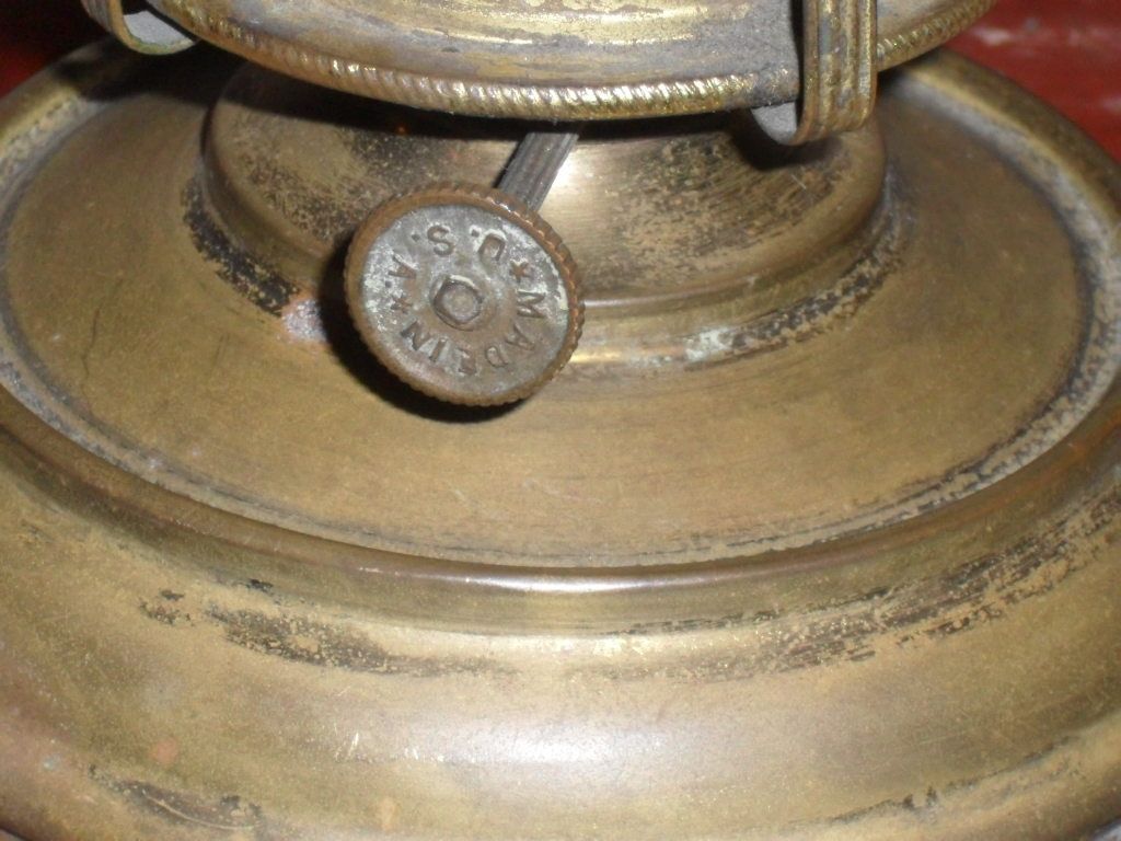 Victor Brass Oil Lamp & Wall Bracket Victor Brass Oil Lamp & Wall Bracket