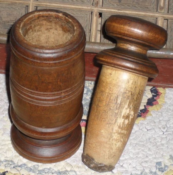 c. 1890 Wooden Spice Nutmeg Grinder / Grater c. 1890 Wooden Spice Nutmeg Grinder / Grater
