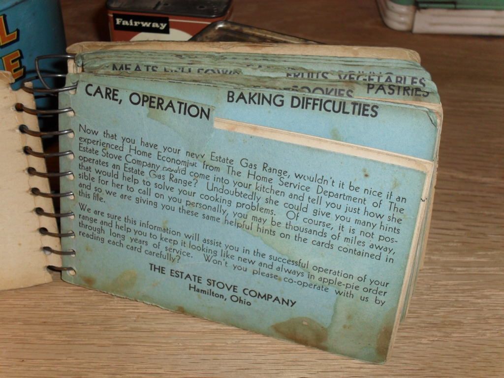 1930s Estate Stove Cook Book - Recipes and Suggestions 1930s Estate Stove Cook Book - Recipes and Suggestions