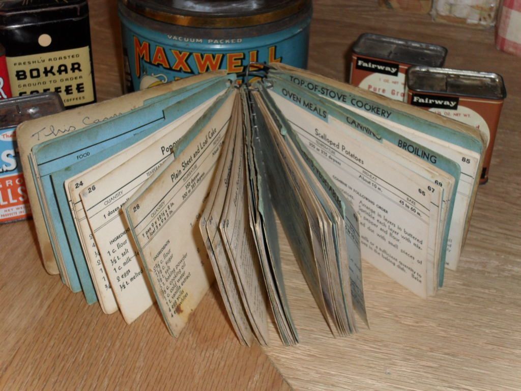 1930s Estate Stove Cook Book - Recipes and Suggestions 1930s Estate Stove Cook Book - Recipes and Suggestions