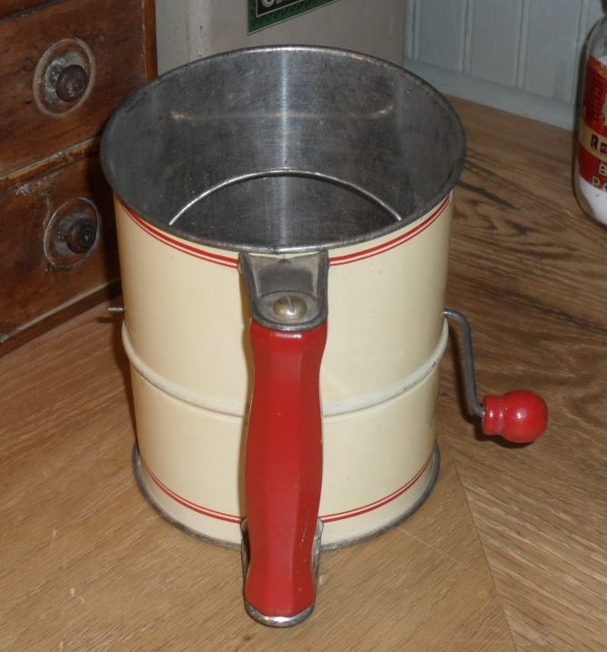 1940s Tin Flour Sifter - Red & Cream with Poppies 1940s Tin Flour Sifter - Red & Cream with Poppies