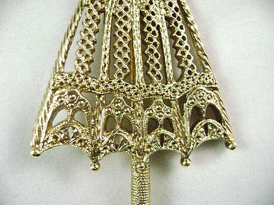 Ornate Victorian Revival Style Parasol Umbrella Pin 1928 Jewelry Co. Ornate Victorian Revival Style Parasol Umbrella Pin 1928 Jewelry Co.