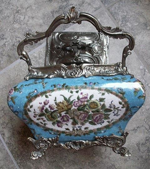 Antique Enamel Tea Caddy with Lid Antique Enamel Tea Caddy with Lid
