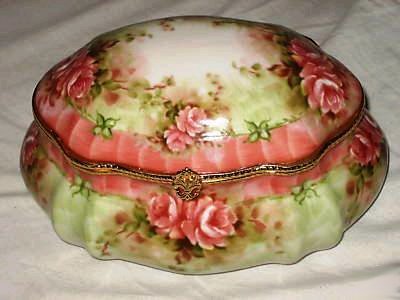 Large Limoges Porcelain Dresser Vanity Box Large Limoges Porcelain Dresser Vanity Box