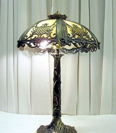 Tiffany Style Slag Glass Table Lamp With Brass Base Tiffany Style Slag Glass Table Lamp With Brass Base