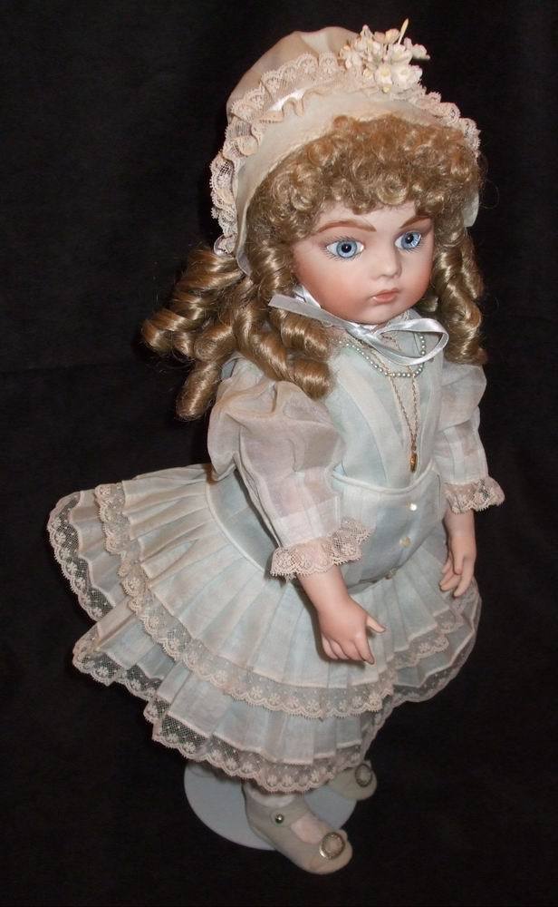 Artist Bru Jne 9 Doll Blue Eyes Older Clothes Artist Bru Jne 9 Doll Blue Eyes Older Clothes