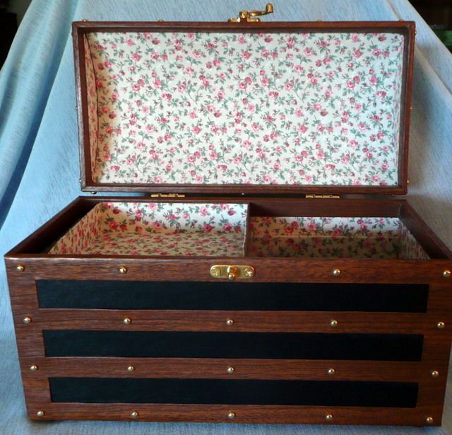 Domed Top Wooden Doll Trunk Domed Top Wooden Doll Trunk