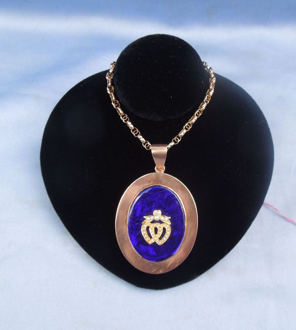 Pendant, 9 K, Verre Eglomise, Double Heart and Crown, Seed Pearls, Victorian Pendant, 9 K, Verre Eglomise, Double Heart and Crown, Seed Pearls, Victorian
