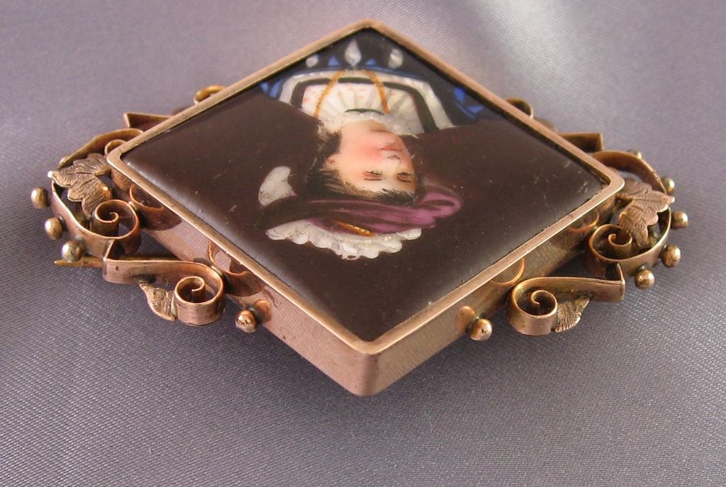 Victorian porcelain hand painted portrait gold fill brooch Victorian porcelain hand painted portrait gold fill brooch