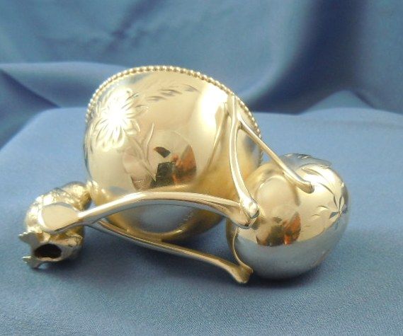 Victorian figural egg & quail egg cup baby chick & wishbone silverplated Victorian figural egg & quail egg cup baby chick & wishbone silverplated