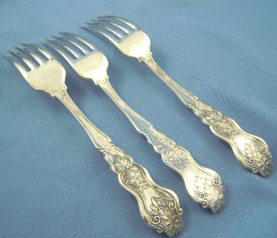 Moselle dinner forks 7 1/2" American silver co. silver plated (3) Moselle dinner forks 7 1/2" American silver co. silver plated (3)