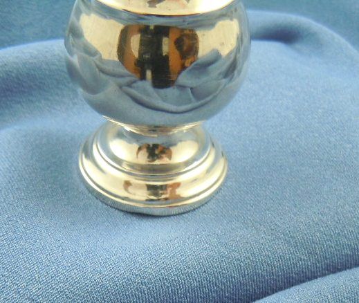 Chocolate cinnamon sterling silver shaker Chocolate cinnamon sterling silver shaker