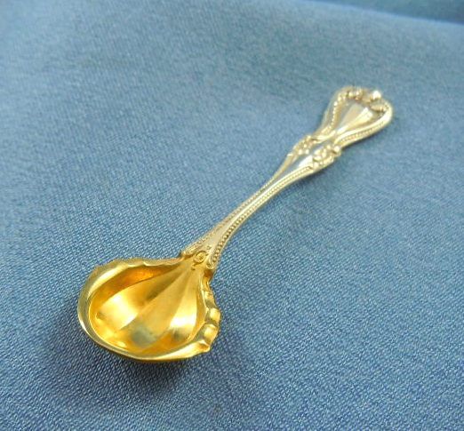 Salt spoon individual Colonial Towle sterling silver Salt spoon individual Colonial Towle sterling silver