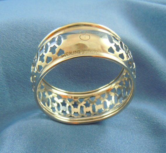 Napkin rings openwork design sterling Roden Bros., Toronto, Canada Napkin rings openwork design sterling Roden Bros., Toronto, Canada
