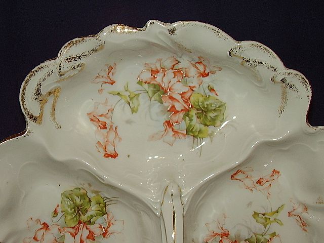 Porcelain Handpainted Moriage Florals Nappy Porcelain Handpainted Moriage Florals Nappy