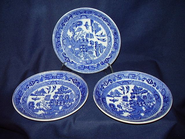 W. Ridgway Blue Willow Semi China Staffordshire ~ 7-Piece Grouping W. Ridgway Blue Willow Semi China Staffordshire ~ 7-Piece Grouping