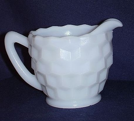 Jeannette Glass White Cube Open Sugar and Creamer Set Jeannette Glass White Cube Open Sugar and Creamer Set