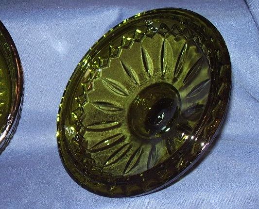 EAPG Avocado Green Glass Candy Dish ~ Stunning! EAPG Avocado Green Glass Candy Dish ~ Stunning!