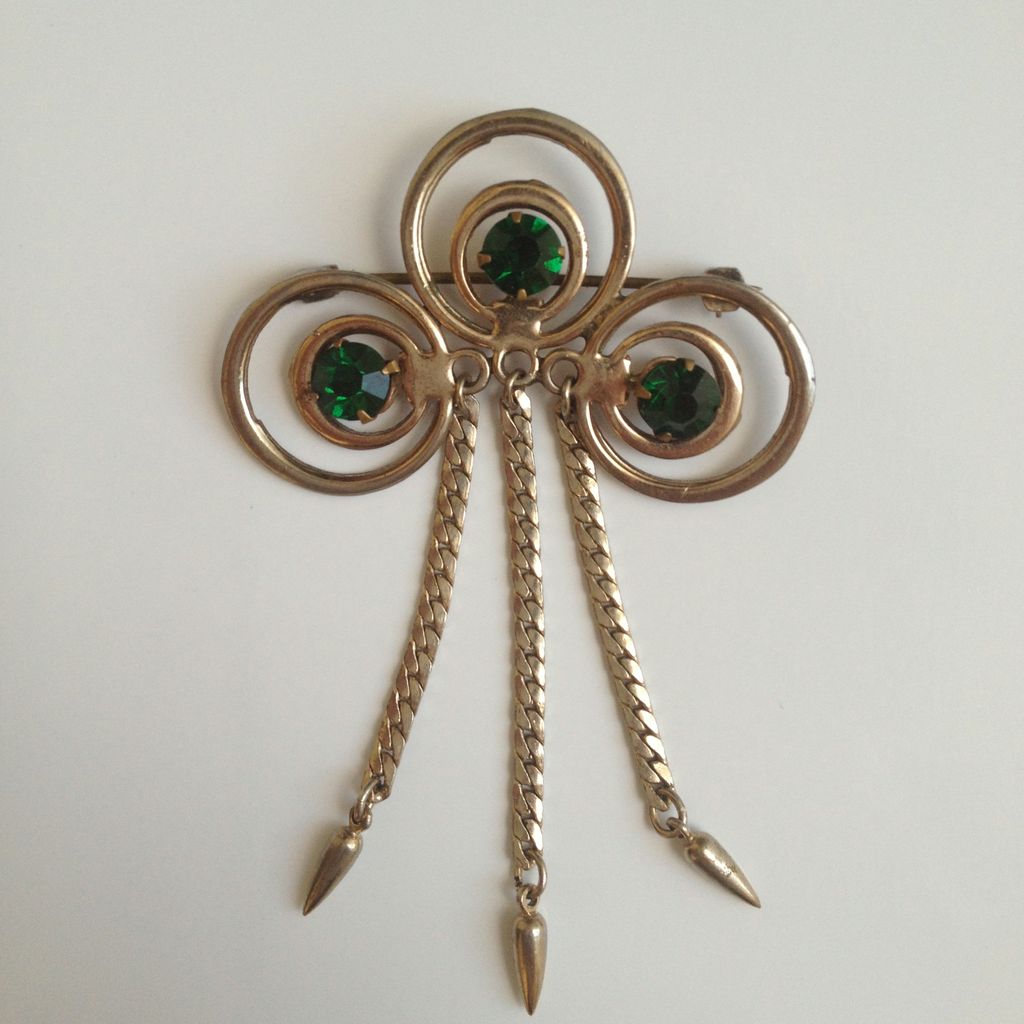 c1940s-50s Vintage Pin with Green Rhinestones and Dangles c1940s-50s Vintage Pin with Green Rhinestones and Dangles