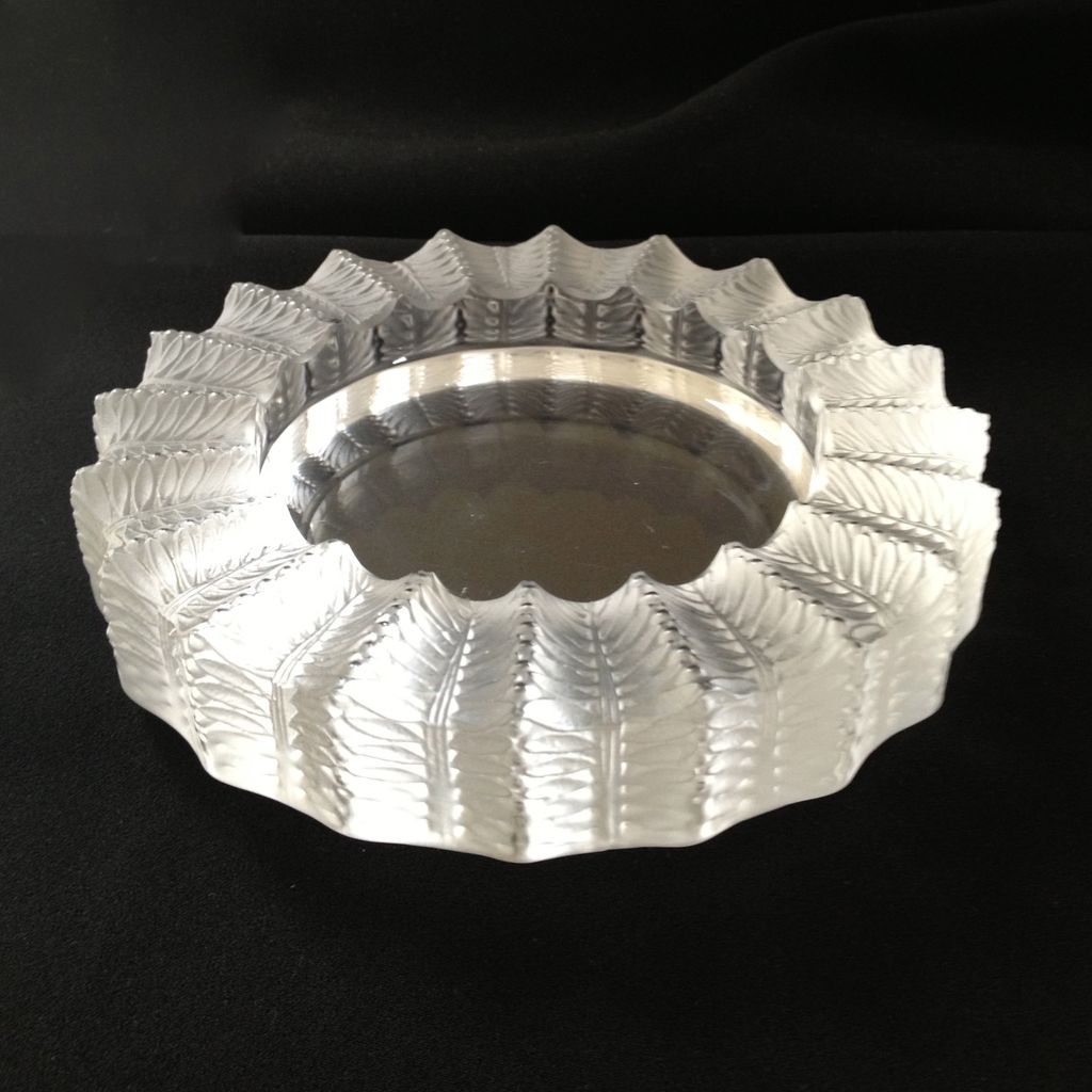Lalique Crystal Ashtray Signed c 1960s Jamaique Collection Lalique Crystal Ashtray Signed c 1960s Jamaique Collection