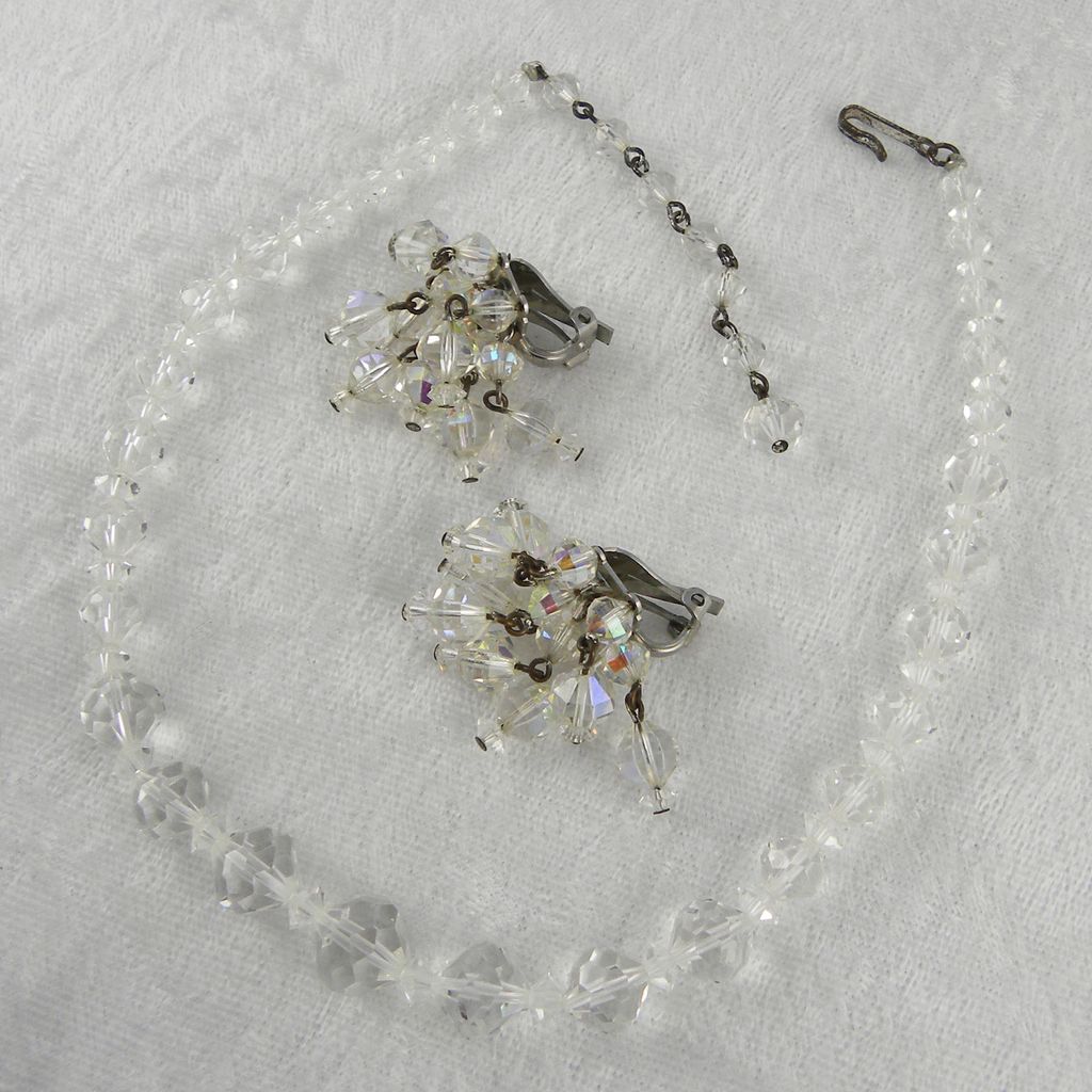Laguna Crystal Beads Choker Necklace & Earrings Set Laguna Crystal Beads Choker Necklace & Earrings Set
