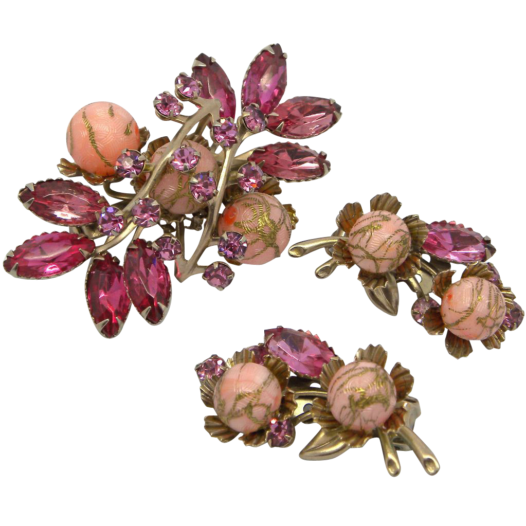 Pink Floral Pin & Clip Earrings Set with Beads & Rhinestones Pink Floral Pin & Clip Earrings Set with Beads & Rhinestones