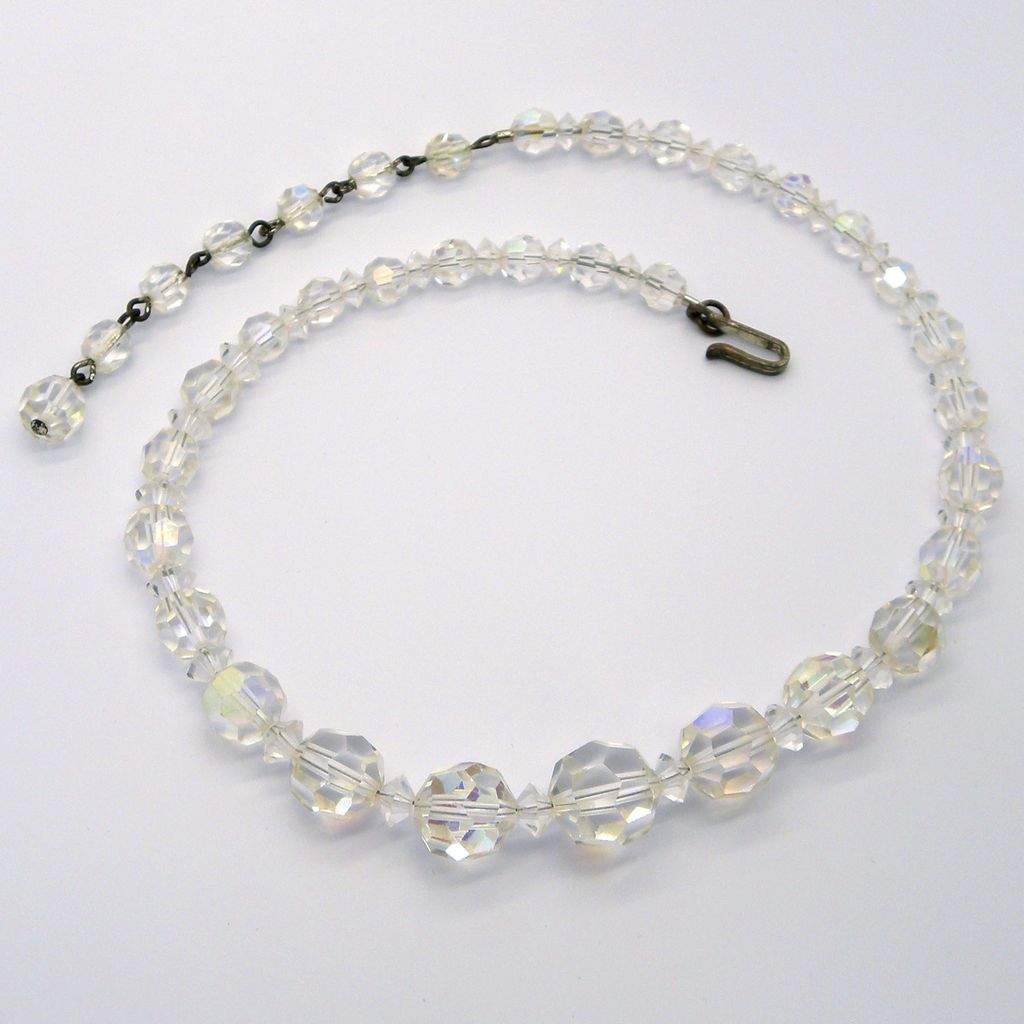 Laguna Graduated Crystal Beads Necklace Laguna Graduated Crystal Beads Necklace