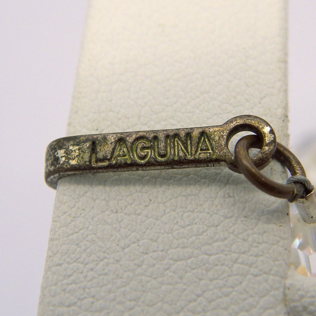 Laguna Graduated Crystal Beads Necklace Laguna Graduated Crystal Beads Necklace