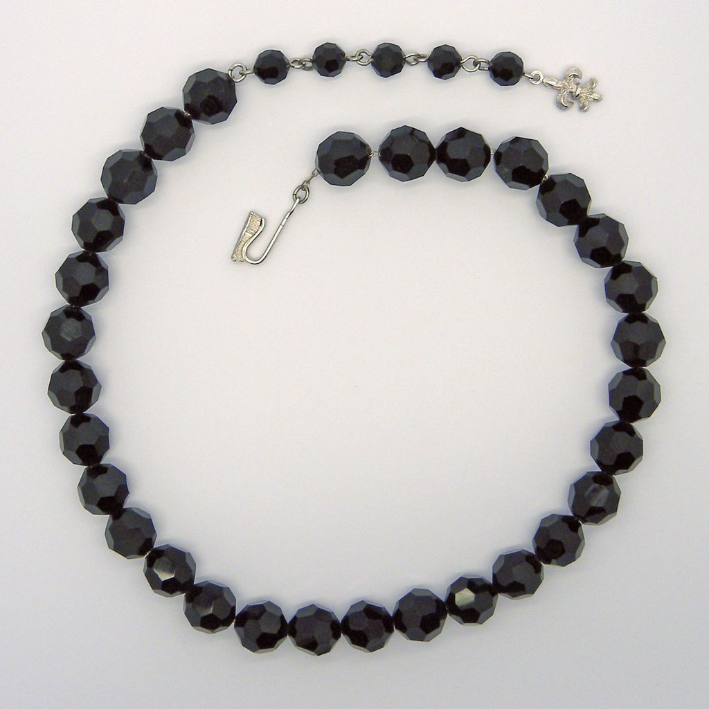 Vendome Jet Black Crystal Beads Necklace Vendome Jet Black Crystal Beads Necklace