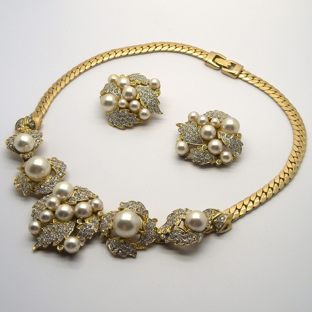 Gem Craft Faux Pearl & Rhinestones Necklace Earrings Set Gem Craft Faux Pearl & Rhinestones Necklace Earrings Set
