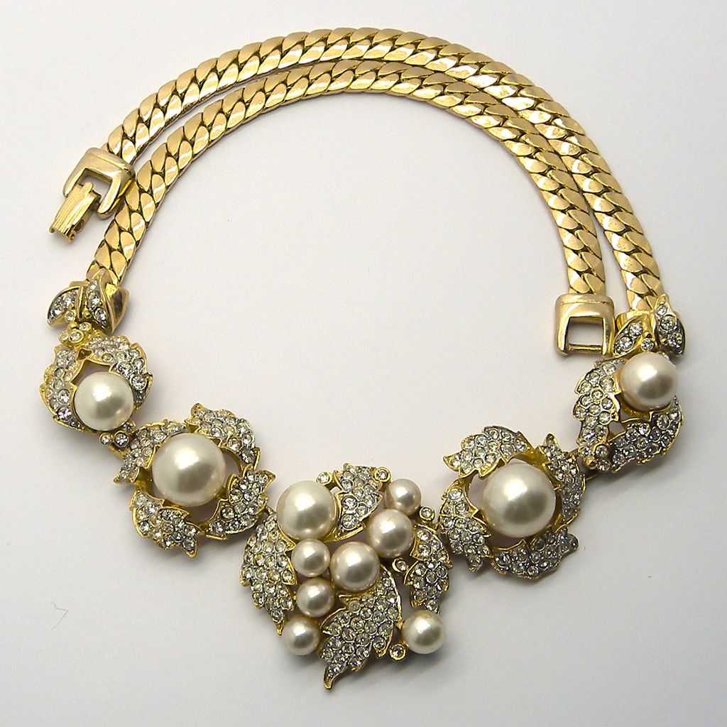 Gem Craft Faux Pearl & Rhinestones Necklace Earrings Set Gem Craft Faux Pearl & Rhinestones Necklace Earrings Set