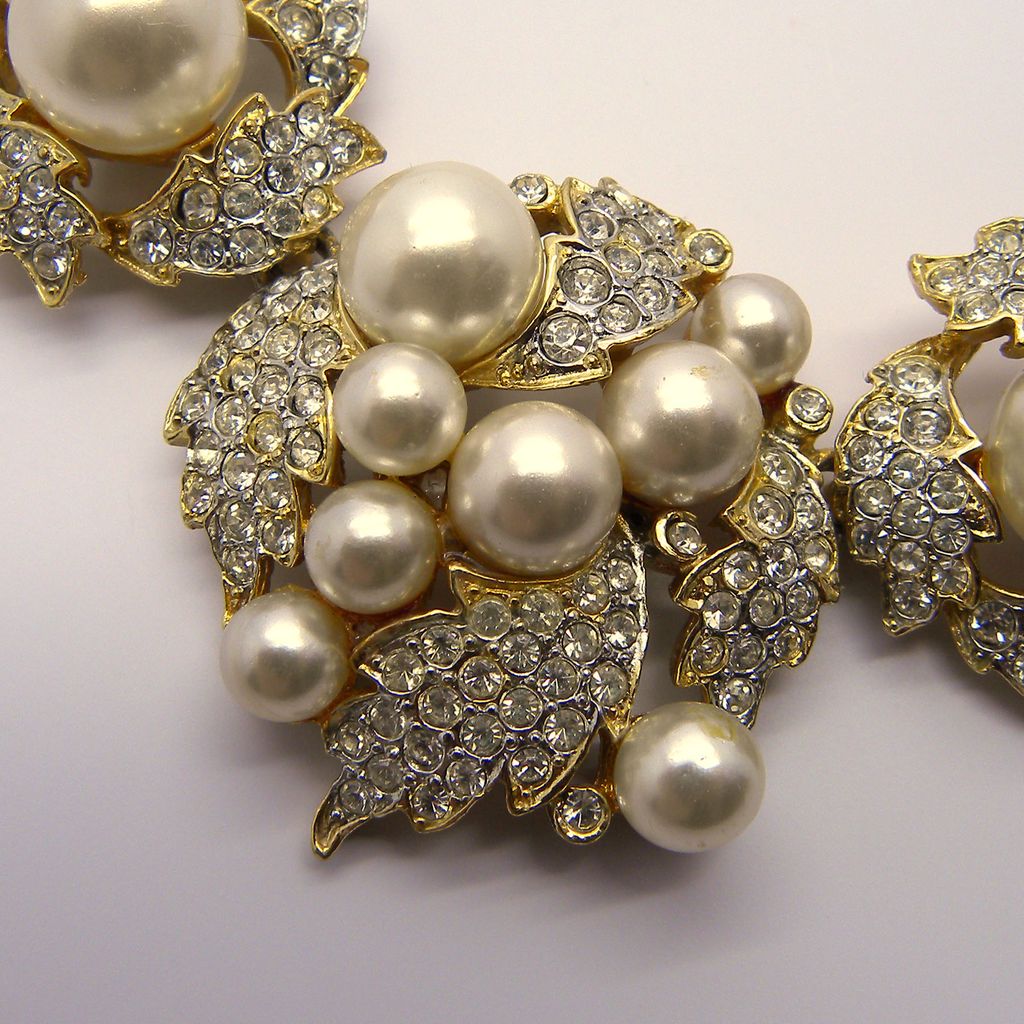 Gem Craft Faux Pearl & Rhinestones Necklace Earrings Set Gem Craft Faux Pearl & Rhinestones Necklace Earrings Set