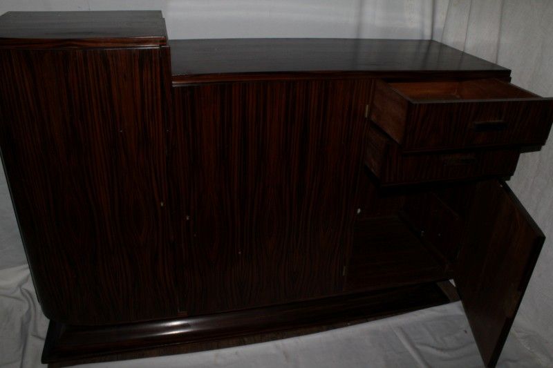 French Art Deco Modern Rosewood Bar, Buffet or Entertainment Cabinet, c.1920's French Art Deco Modern Rosewood Bar, Buffet or Entertainment Cabinet, c.1920's