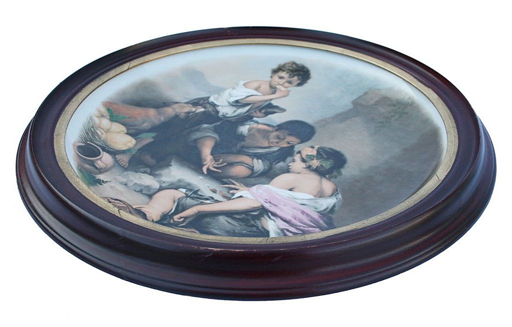 Decorative pair of plates, Stamped "Suisse-Langenthal" Decorative pair of plates, Stamped "Suisse-Langenthal"