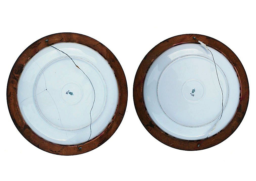 Decorative pair of plates, Stamped "Suisse-Langenthal" Decorative pair of plates, Stamped "Suisse-Langenthal"