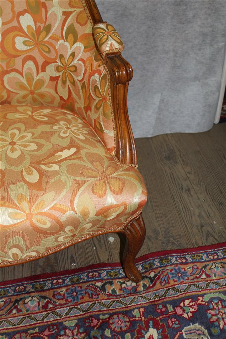 French Louis XV Elegant Walnut Loveseat Circa1920s' French Louis XV Elegant Walnut Loveseat Circa1920s'
