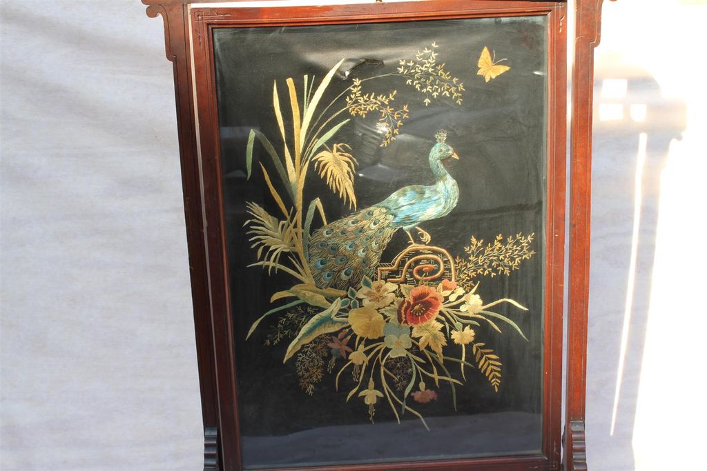 Antique Victorian Walnut Elaborate Fire Screen with Embroidered Silk fabric Antique Victorian Walnut Elaborate Fire Screen with Embroidered Silk fabric