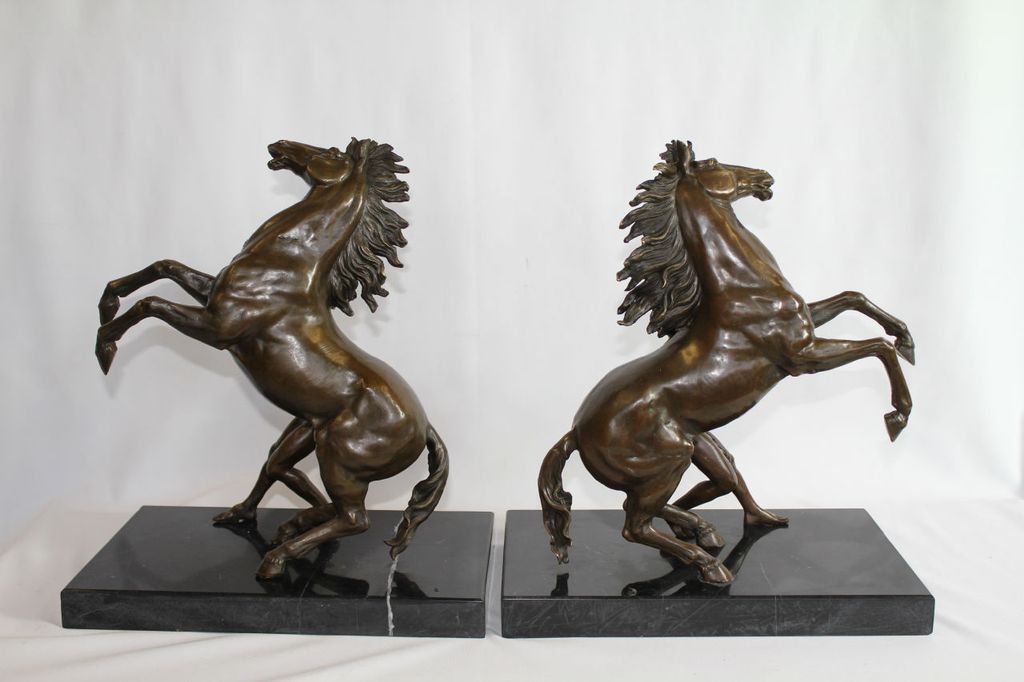 Vintage Pair of Bronze Sculpture of Horses of Marly after Guillaume Coustou Vintage Pair of Bronze Sculpture of Horses of Marly after Guillaume Coustou