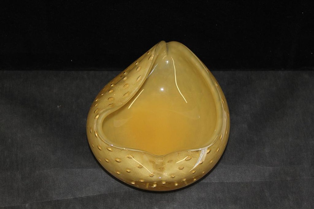 Murano Studio Art Glass Flecked with Gold, 20th Century Murano Studio Art Glass Flecked with Gold, 20th Century