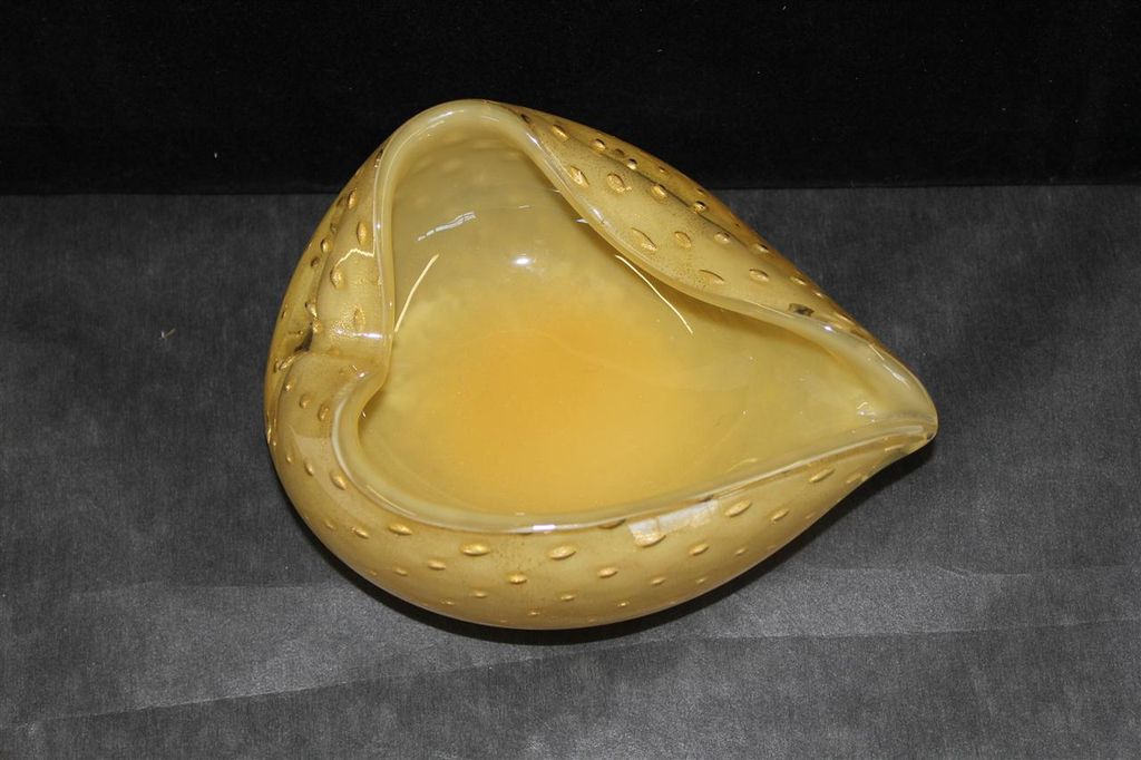 Murano Studio Art Glass Flecked with Gold, 20th Century Murano Studio Art Glass Flecked with Gold, 20th Century