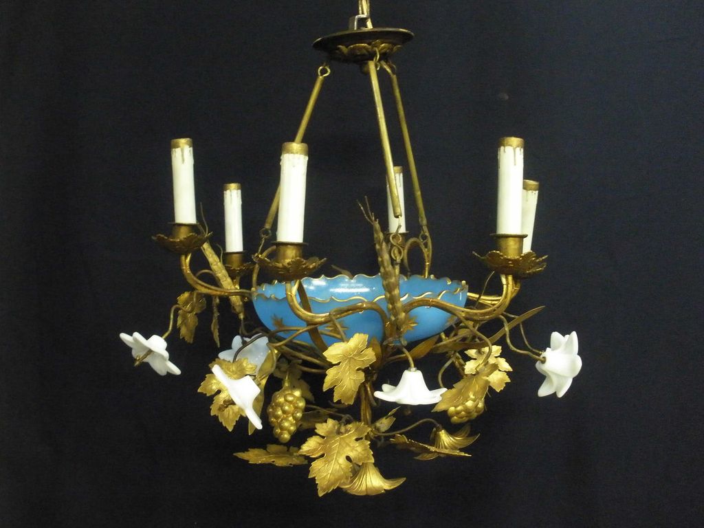 Decorative Italian Chandelier, c. 1930 Decorative Italian Chandelier, c. 1930