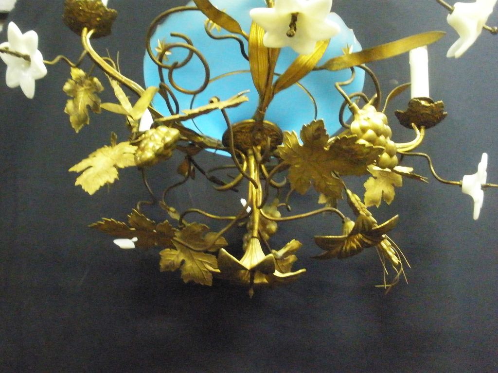 Decorative Italian Chandelier, c. 1930 Decorative Italian Chandelier, c. 1930
