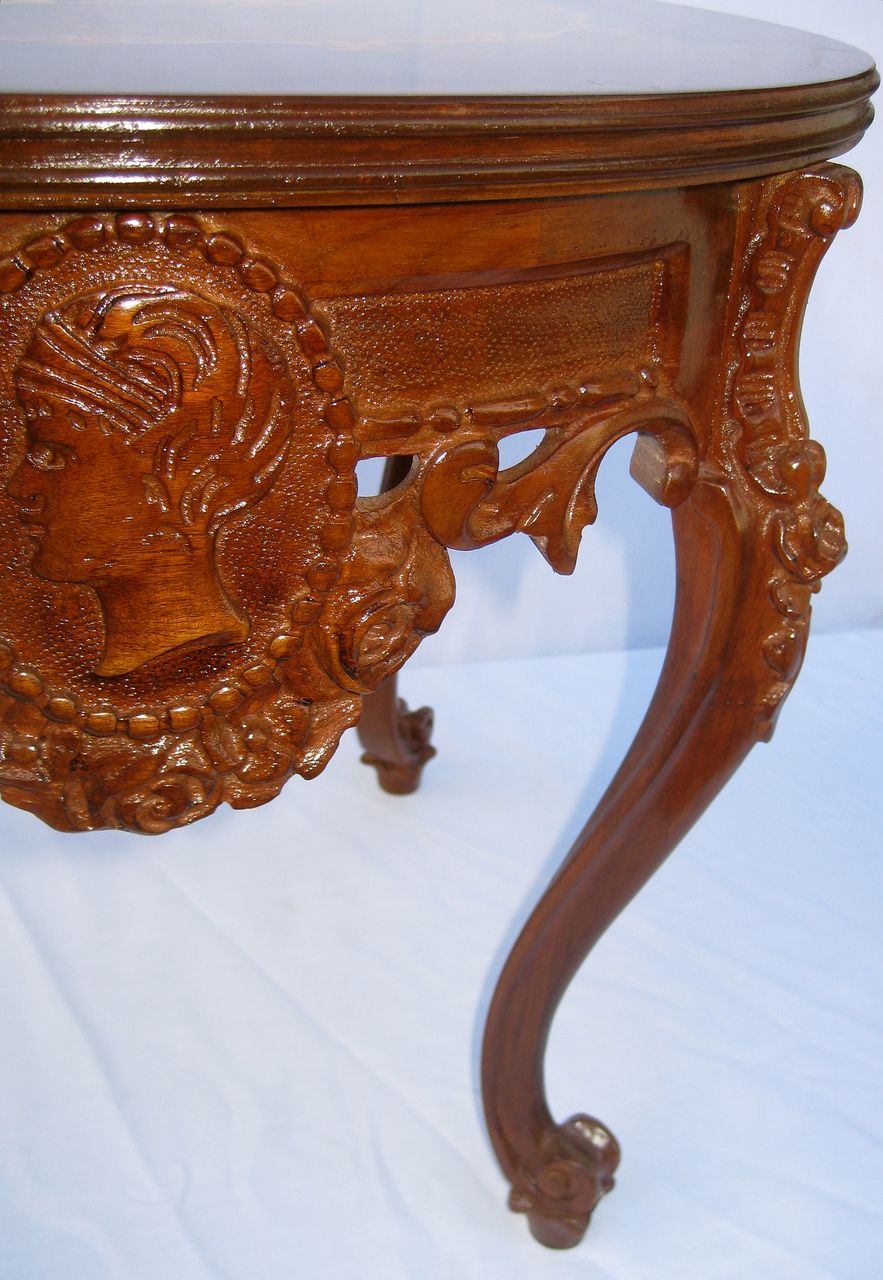 Stunning French Walnut Side Table w Inlay Marquetry Stunning French Walnut Side Table w Inlay Marquetry