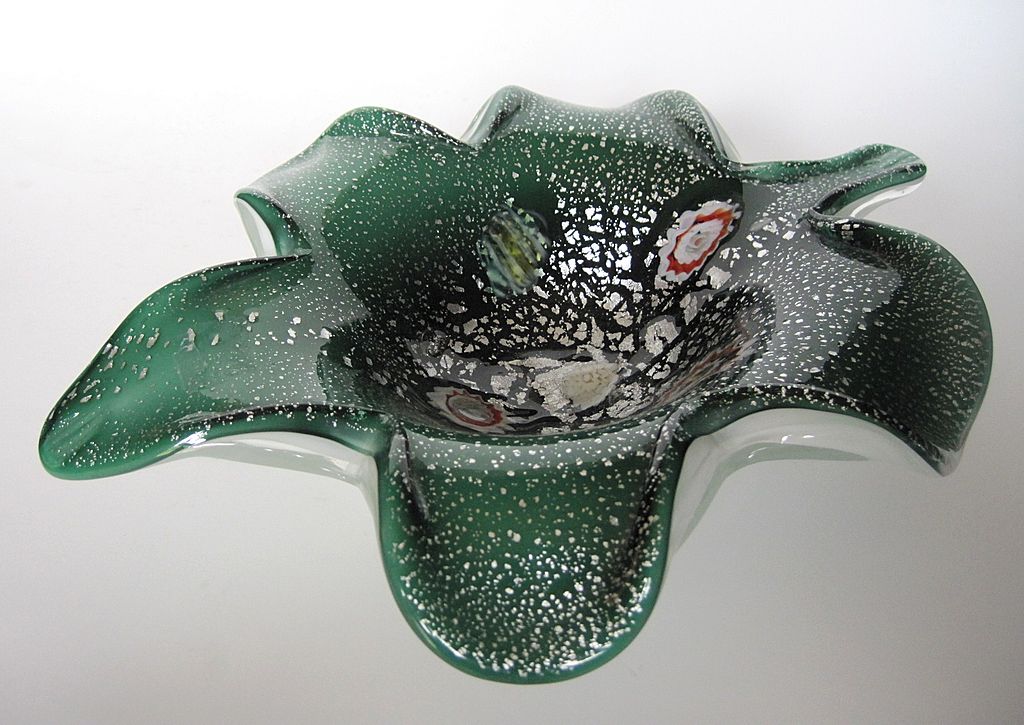Vintage Murano Large Leaf Bowl Fratelli Toso Canes Vintage Murano Large Leaf Bowl Fratelli Toso Canes