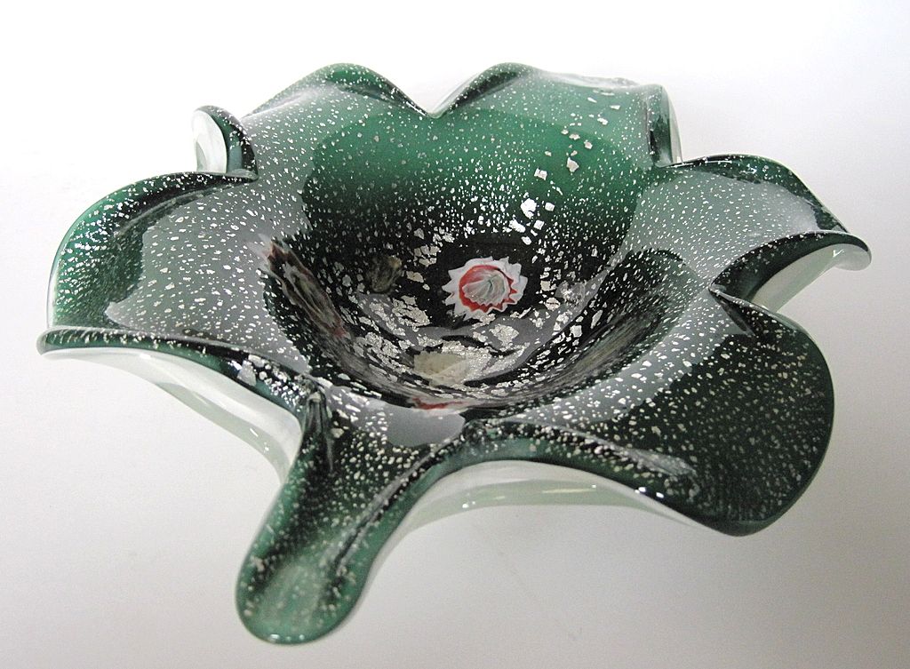 Vintage Murano Large Leaf Bowl Fratelli Toso Canes Vintage Murano Large Leaf Bowl Fratelli Toso Canes