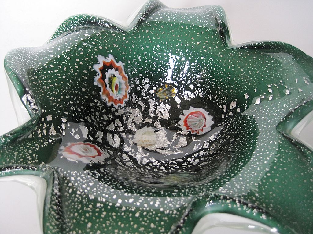 Vintage Murano Large Leaf Bowl Fratelli Toso Canes Vintage Murano Large Leaf Bowl Fratelli Toso Canes